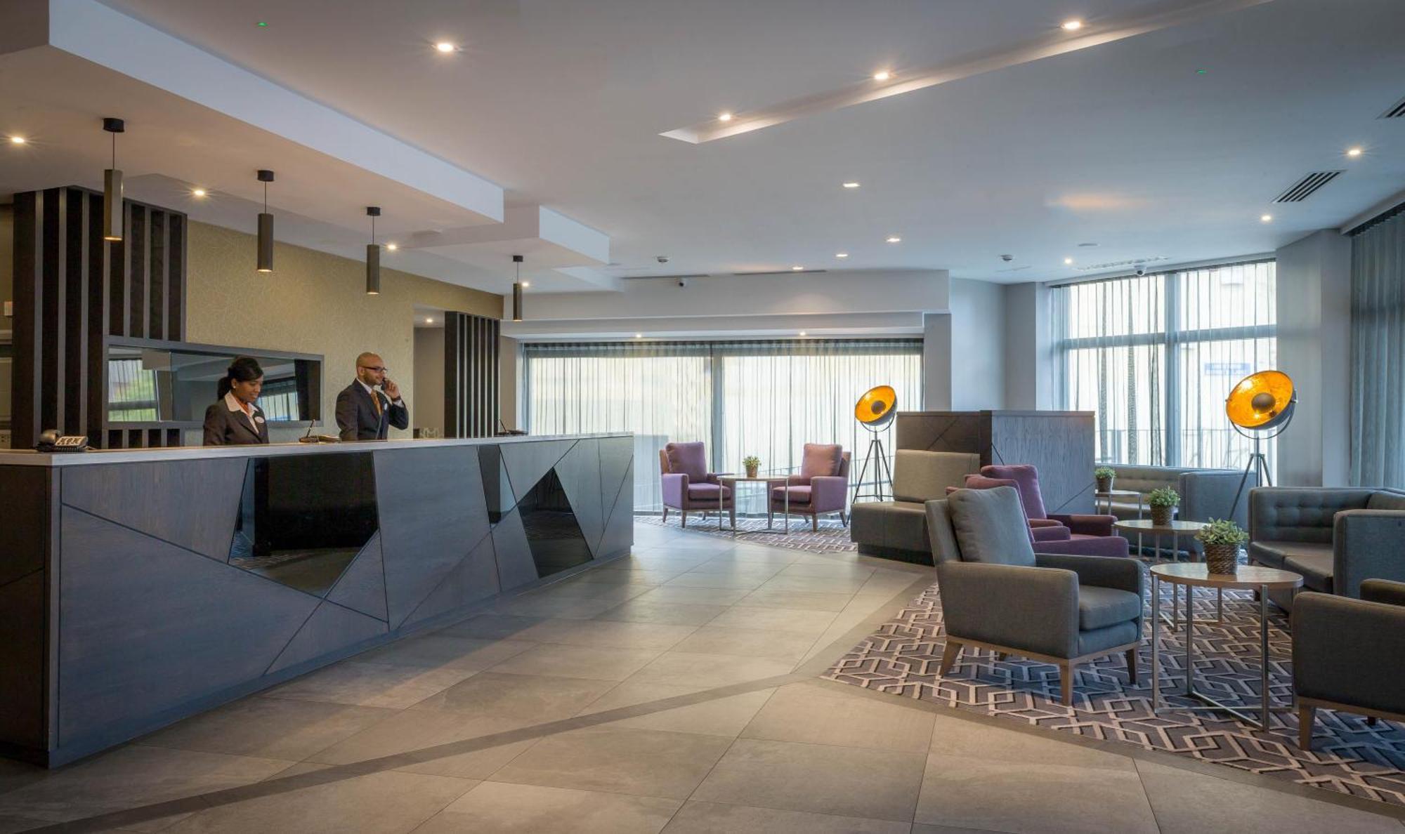 Maldron Hotel Pearse Street Dublin City — Fotos 3